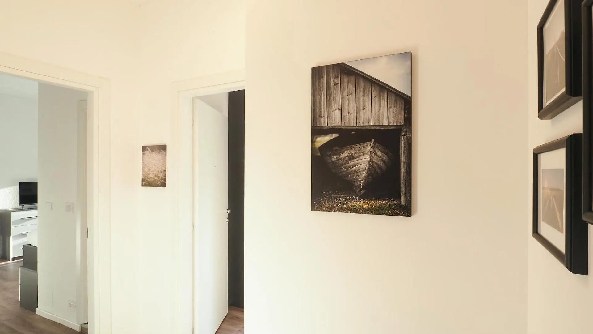 Contempora Apartments - Camera Plana B Milan 0*,  Italy