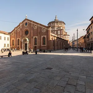 Design Ampio E Luminoso Milan